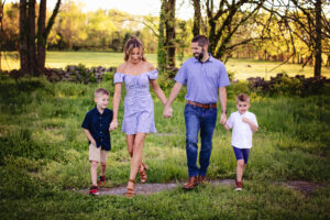 outdoor family photographer lebanon tn